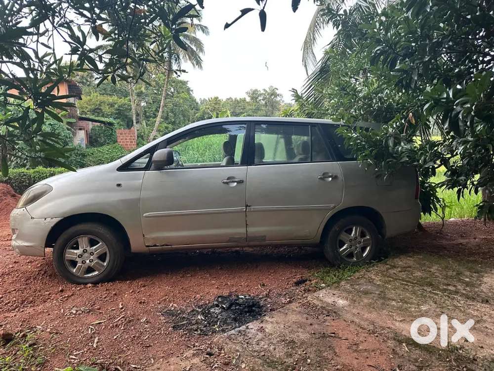 Toyota Innova 2006 Petrol