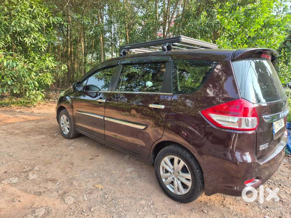 Eritga 2018 Limited Edition  Petrol 47000 Km Service History.