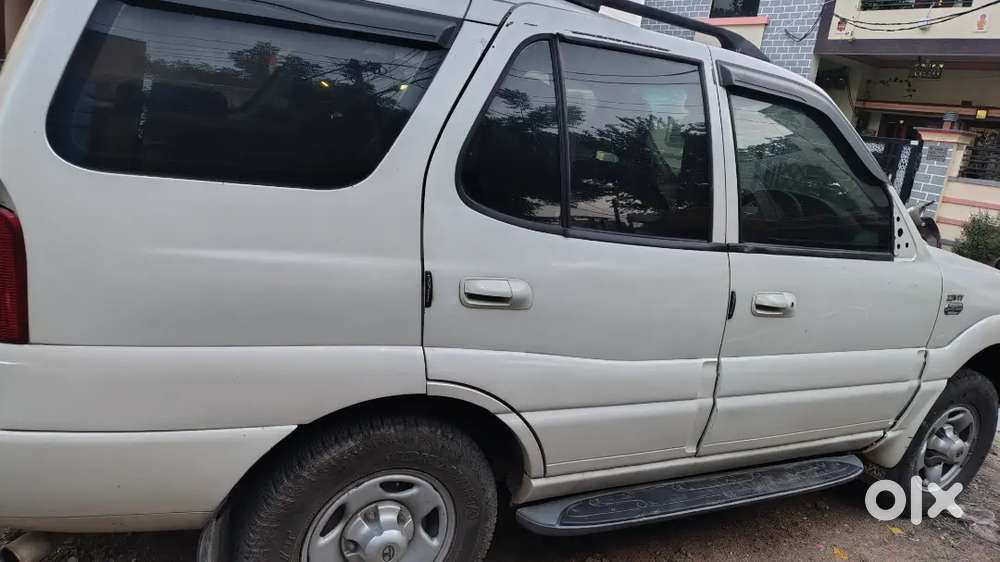 Tata Safari 4x2 2012