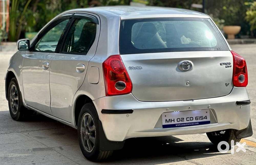 Toyota Etios Liva 2011-2012 G, 2011, Cng & Hybrids