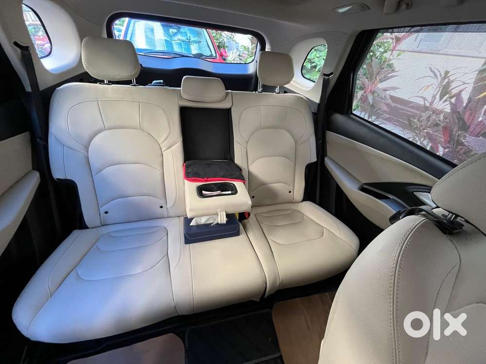 Mg Hector Savvy Pro 1.5 Turbo Cvt Dual Tone, 2023, Petrol