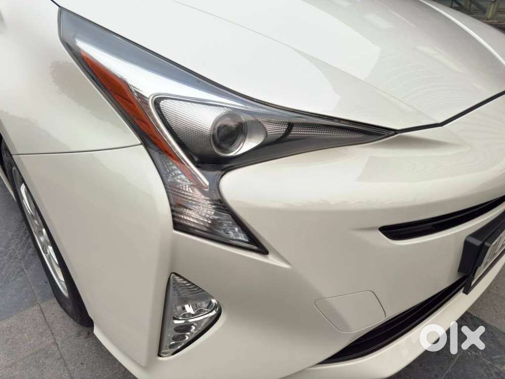 Toyota Prius Z8, 2017, Petrol