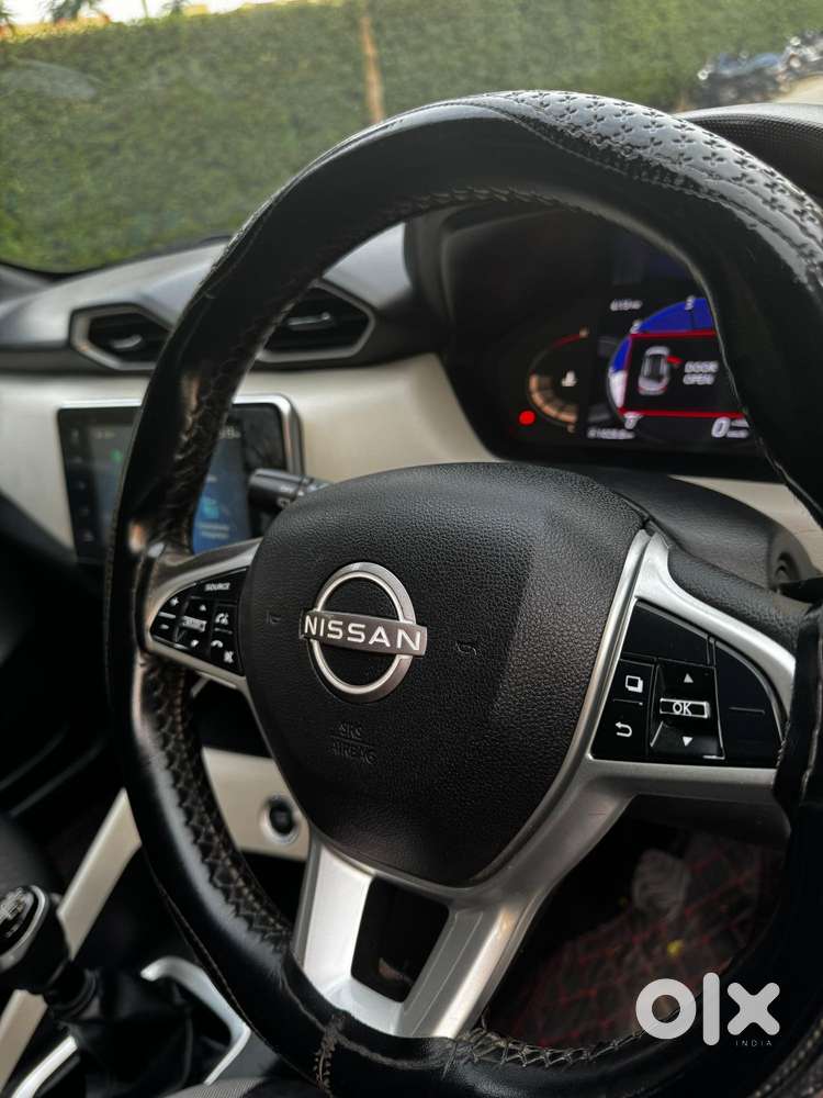 Nissan Magnite 1.0 Xv, 2023, Petrol