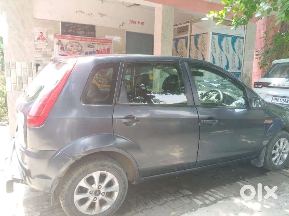 Doctor's Car 2012 Model. 2 Airbag. Alloy Wheels,
