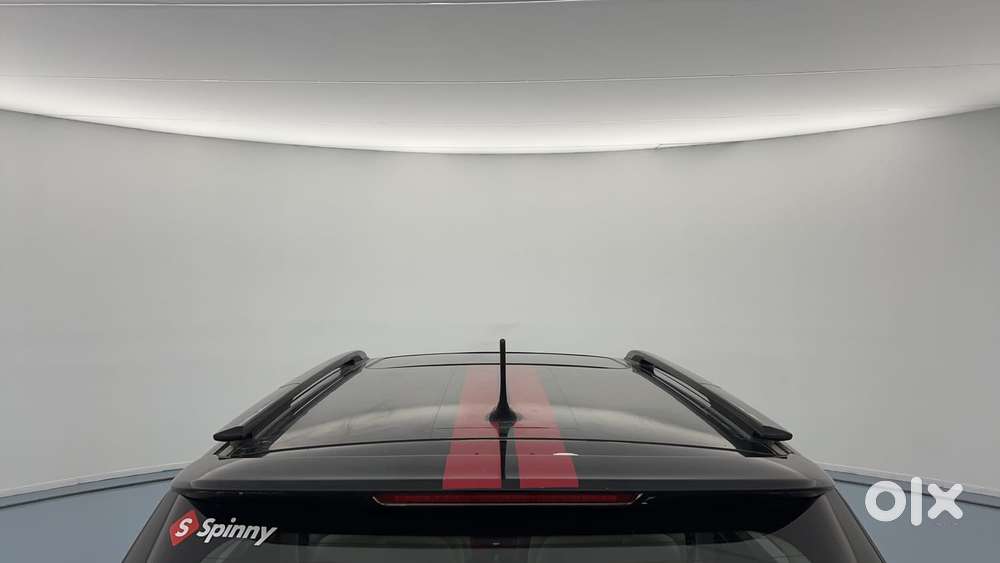 Mahindra Xuv300 W8 (o) 1.5 Diesel Amt, 2021, Diesel