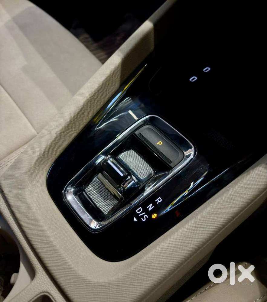 Skoda Octavia 2.0 L K Tsi At, 2023, Petrol