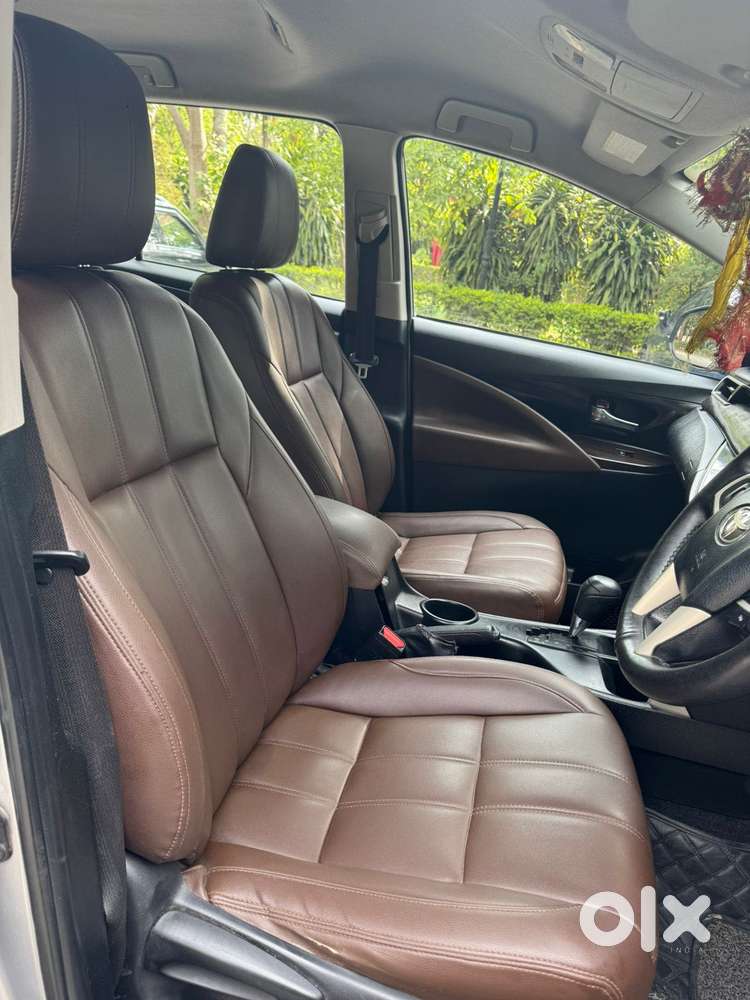 Toyota Innova Crysta 2.8 Gx At 7 Str, 2017, Diesel
