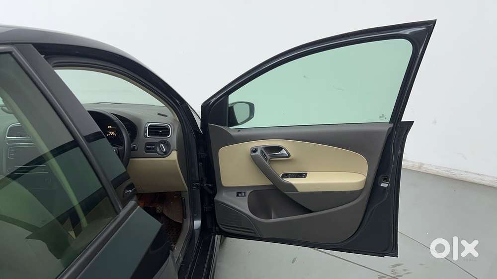 Volkswagen Vento Tsi, 2021, Petrol