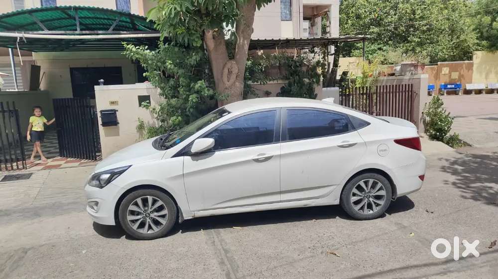 Hyundai Fluidic Verna 2016 Diesel 155000 Km Driven.