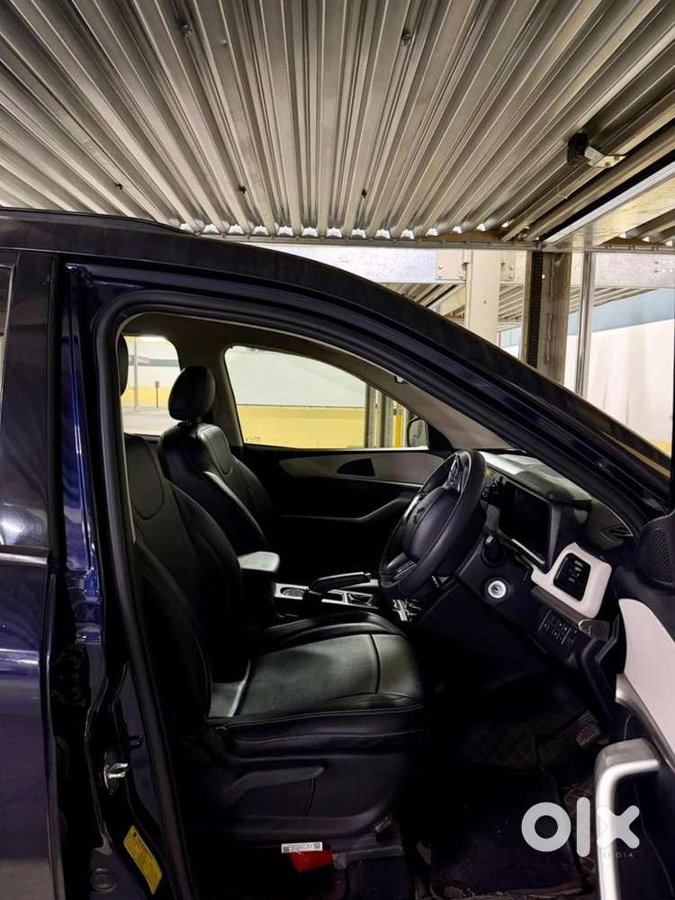XUV700 in excellent condition