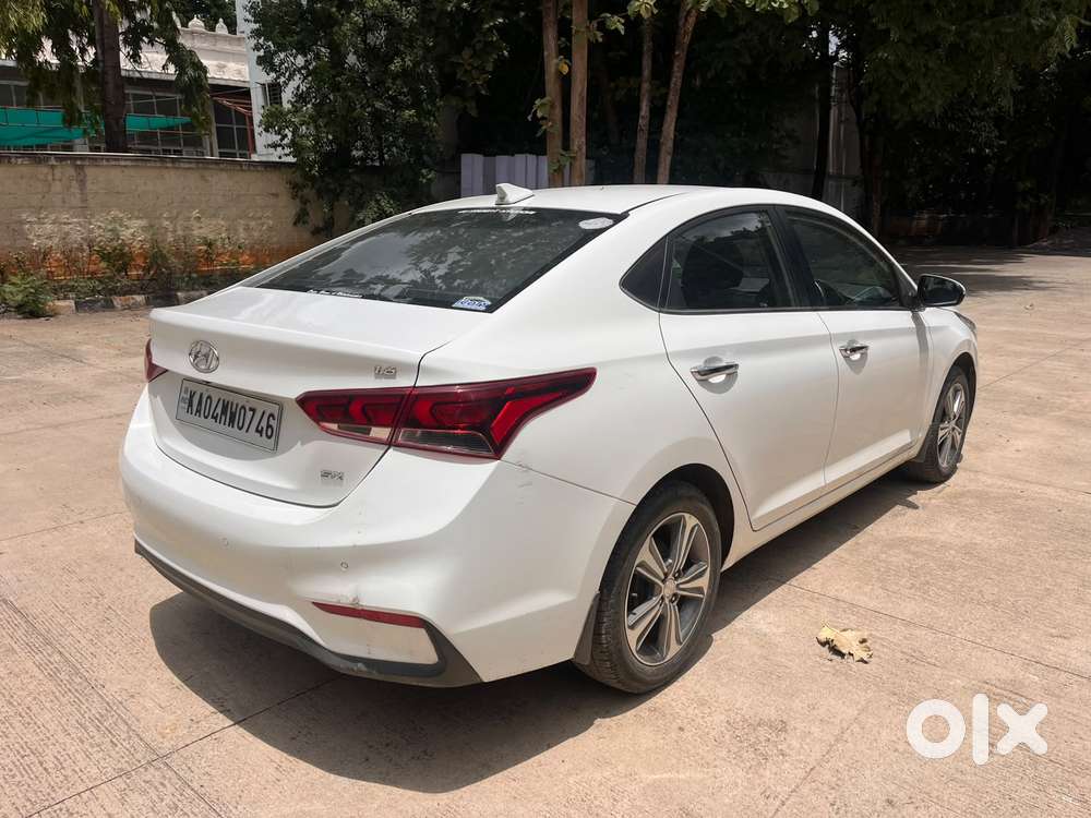 Hyundai Verna 1.5 Sx (o) Ivt, 2018, Petrol