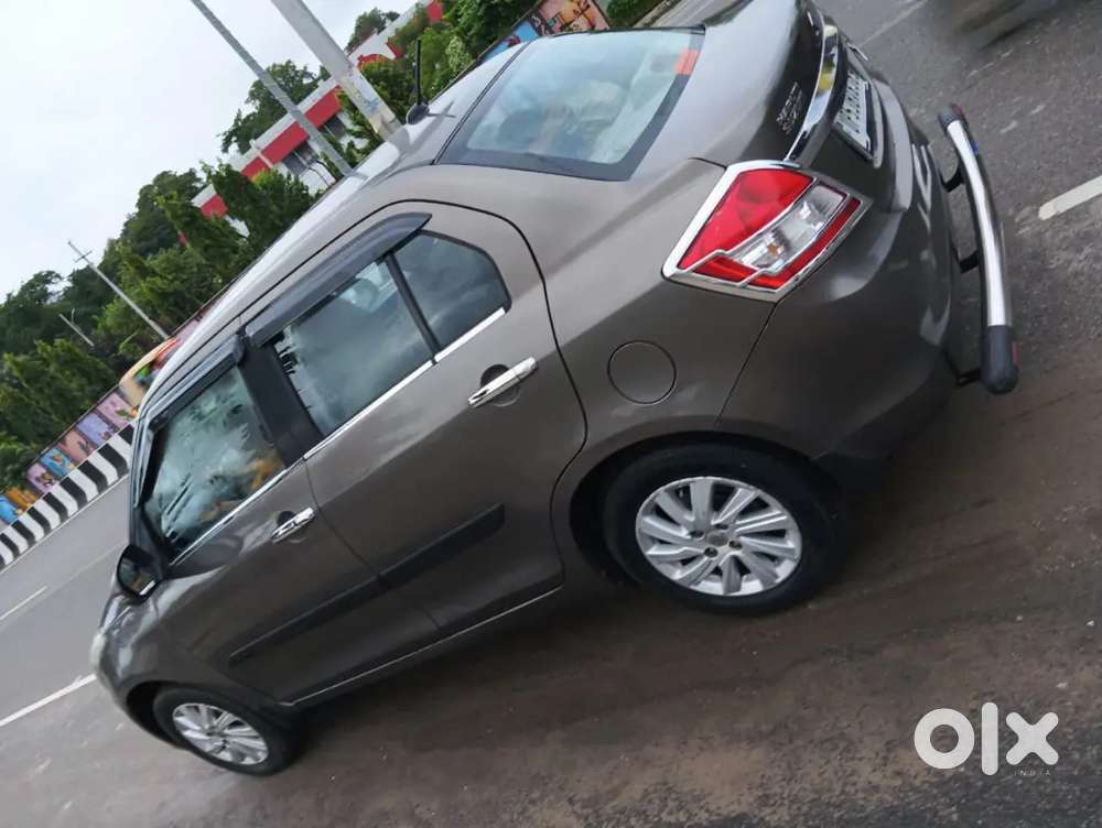 Maruti Suzuki Swift Dzire 2015 Diesel 90000 Km Driven