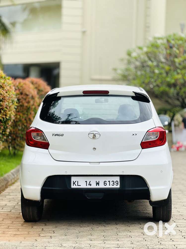 Tata Tiago 1.2 Revotron Xt (o), 2018, Petrol