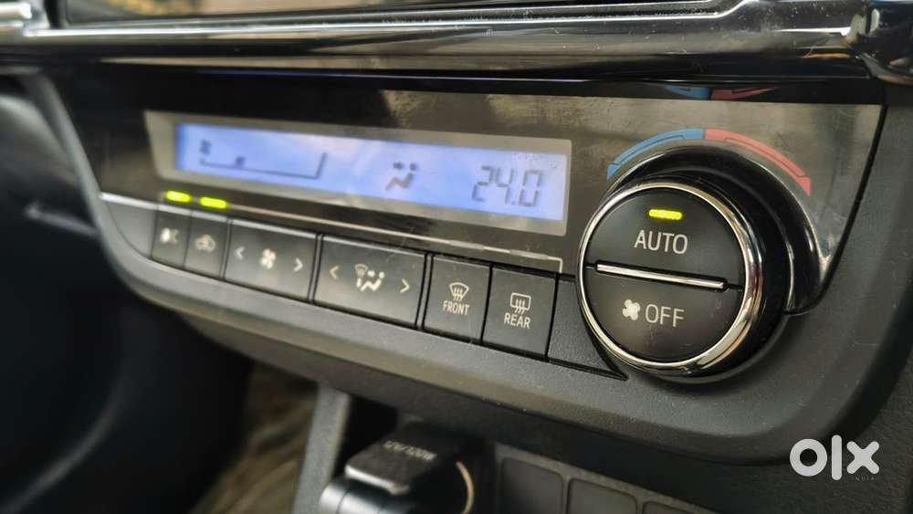 Corolla Altis Manual Petrol Gl Top Model