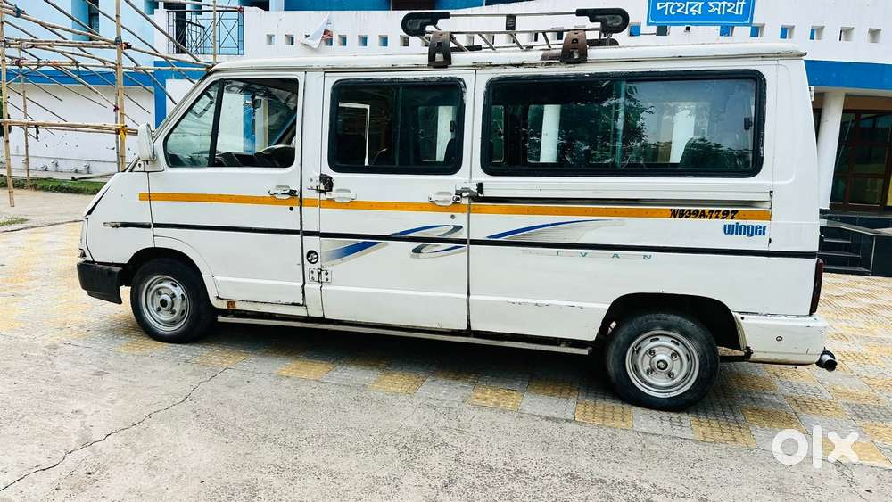 Tata Winger Deluxe - Hi Roof (ac), 2013, Diesel