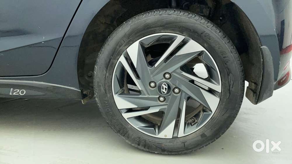 Hyundai I20 Asta (o) 1.0 Turbo Dct, 2023, Petrol