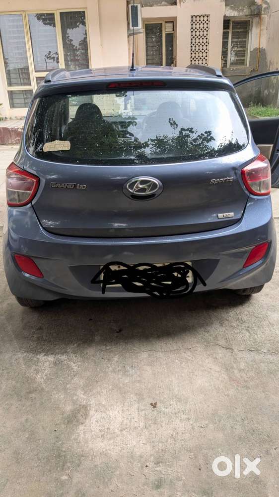 Hyundai Grand I10 Sportz 2015 Petrol
