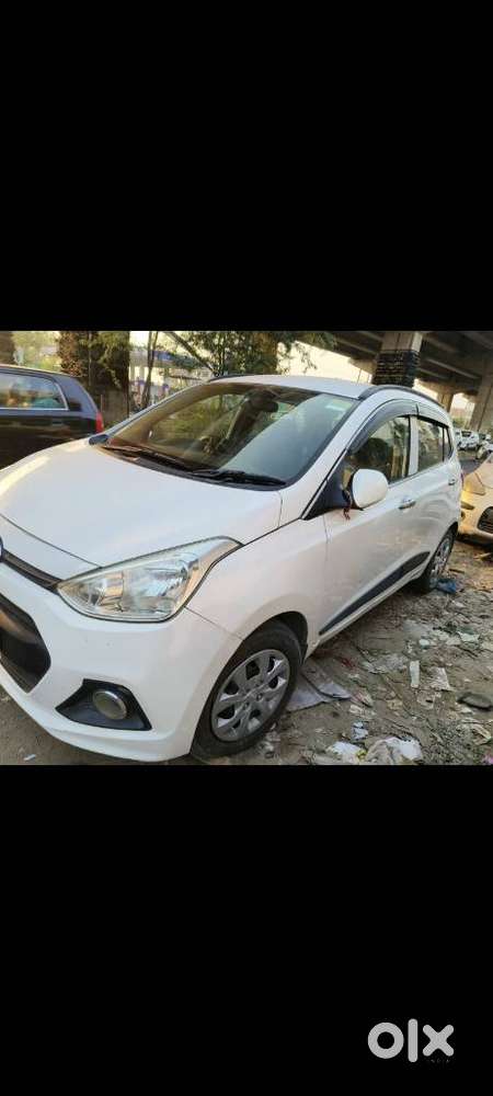 Hyundai Grand I10 1.2 Crdi Sportz, 2016, Diesel
