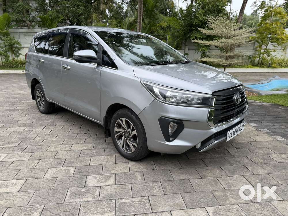 Toyota Innova Crysta 2.4 Gx Mt, 2022, Diesel