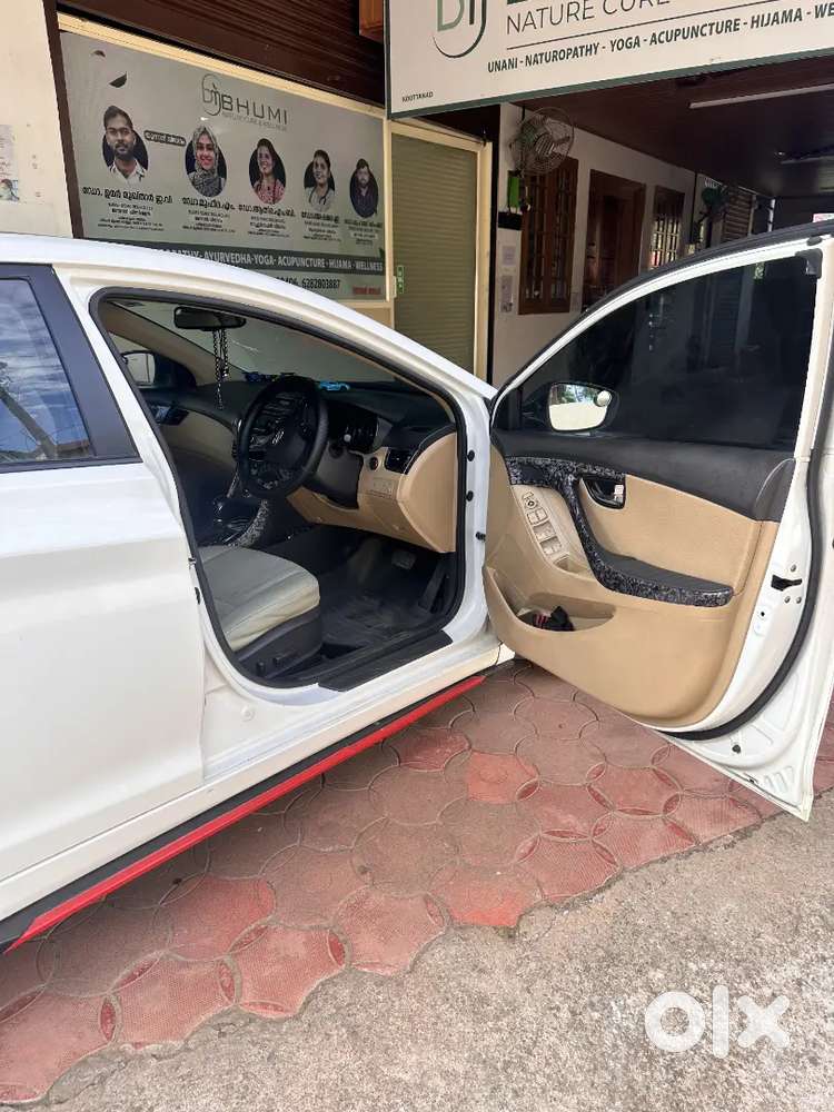 Hyundai Elantra Diesel Automatic 2013