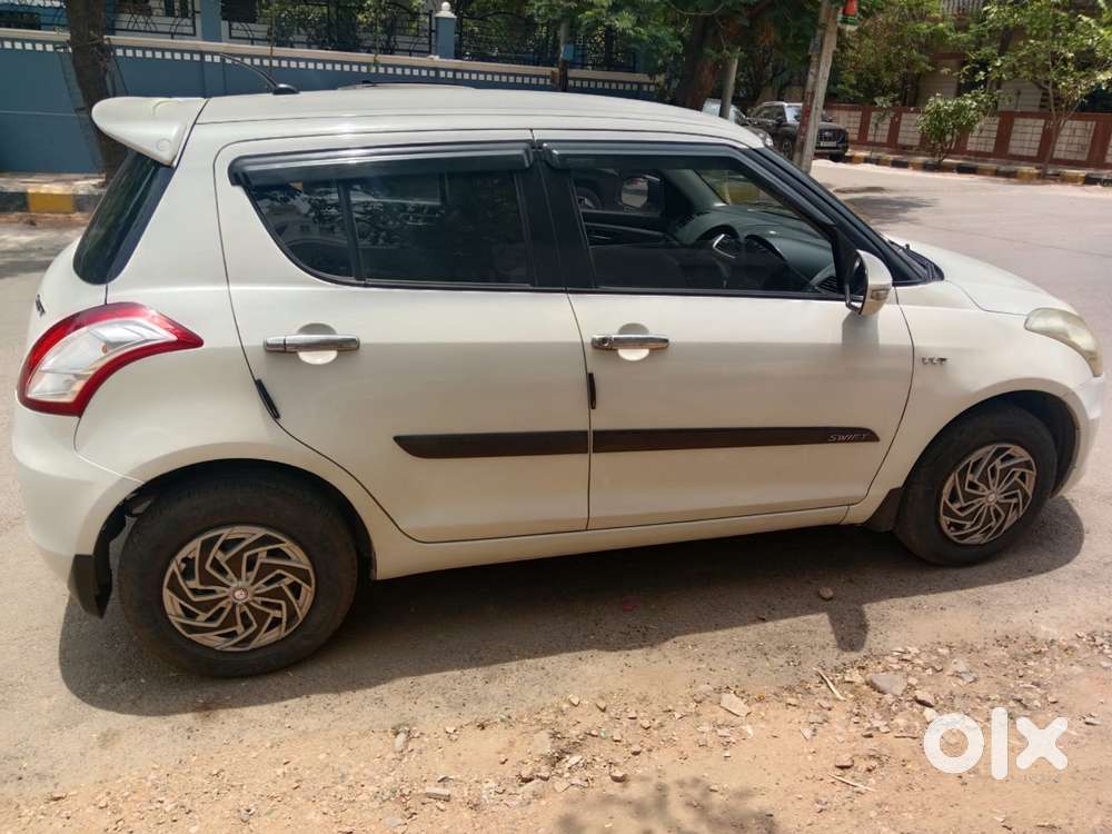 Maruti Suzuki Swift 1.2 Vxi (o), 2017, Petrol