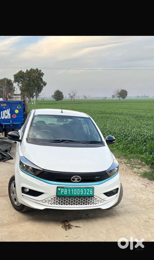 Tata Tiago EV 2023 - Photo 1