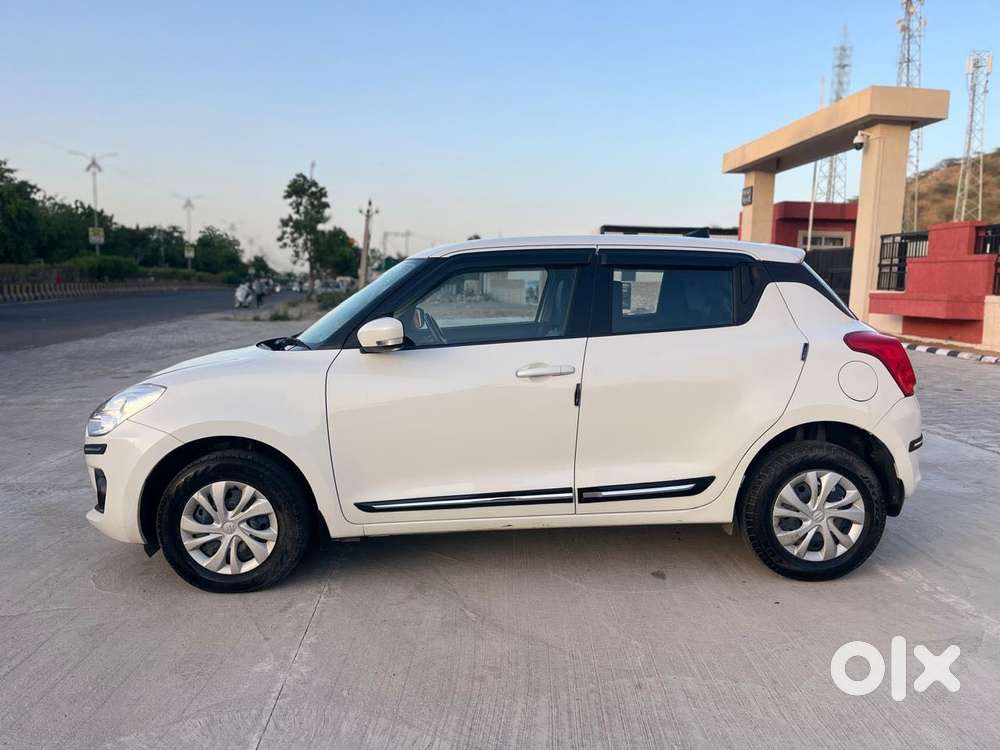 Maruti Suzuki Swift Vvt Vxi, 2021, Petrol