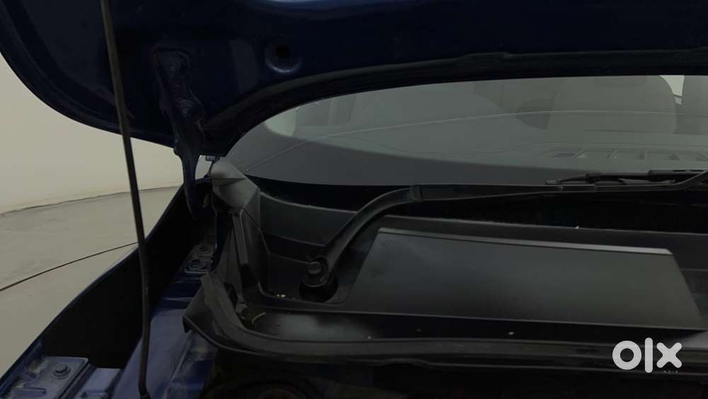 Renault Triber Rxz, 2022, Petrol