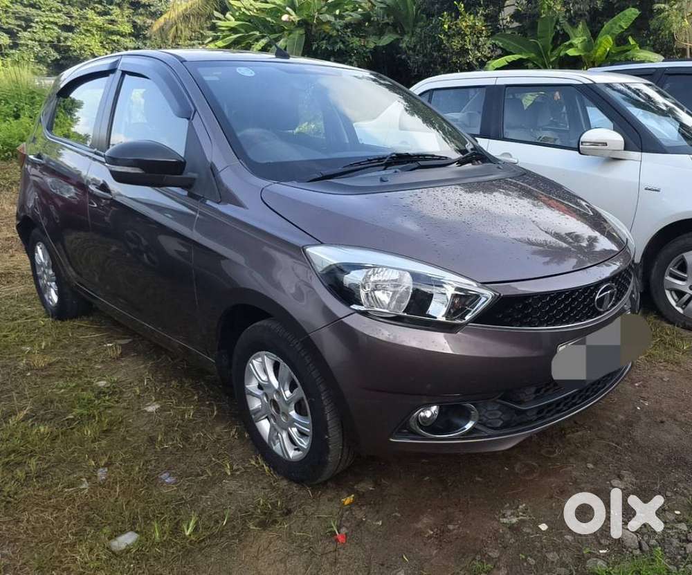 Tata Tiago 1.2 Revotron Xz (o), 2016, Petrol