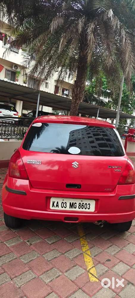 Maruti Suzuki Swift 2006 Petrol 42589 Km Driven