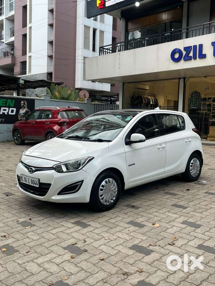 Hyundai I20 Magna, 2012, Petrol