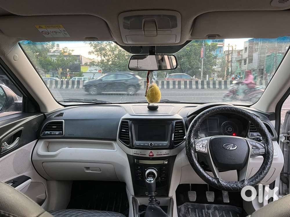 Mahindra Xuv300 W8, 2021, Petrol