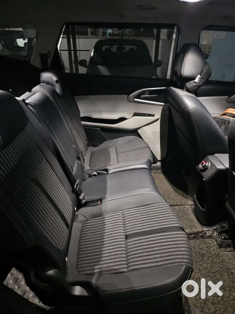 Kia Carens Prestige Plus 2024