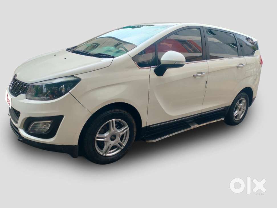 Mahindra Marazzo M6 8str, 2019, Diesel