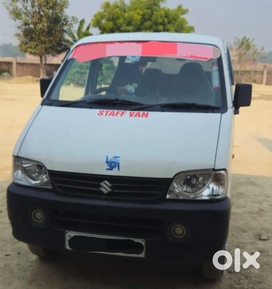 Maruti Suzuki Eeco 2018. Ache Condition में है.