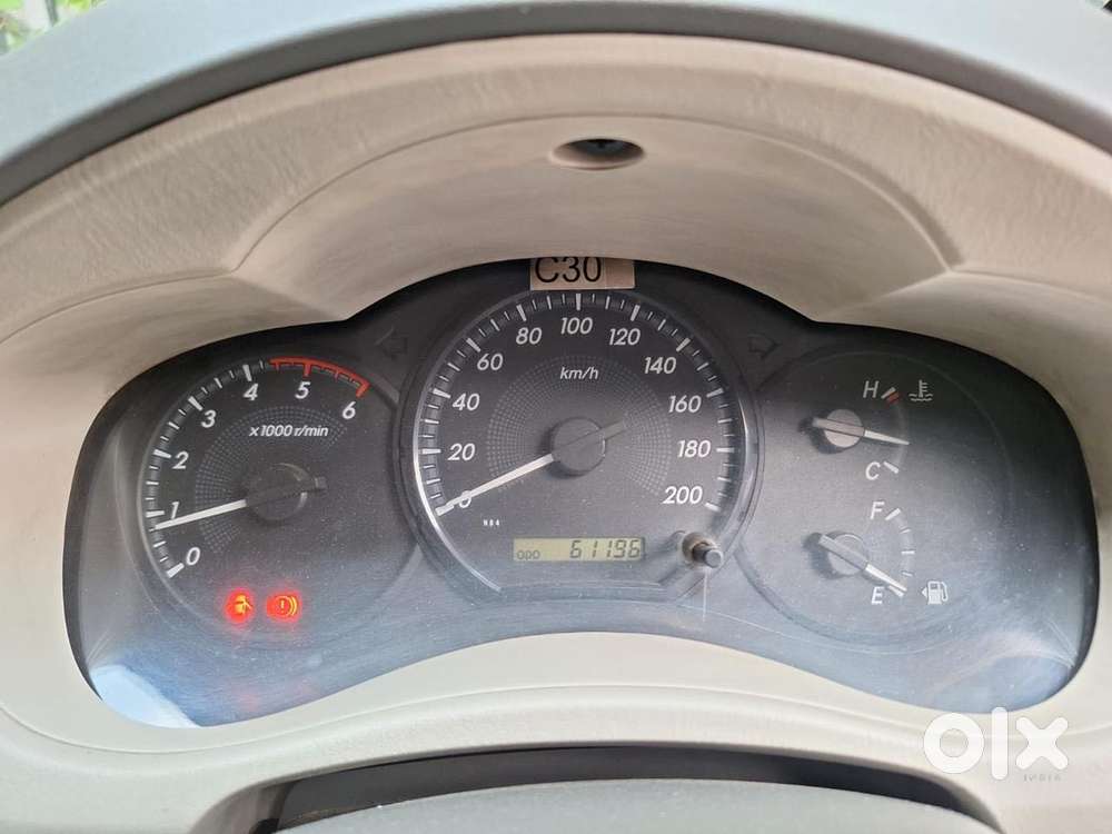 Toyota Innova 2.5 G (diesel) 8 Seater, 2012, Diesel