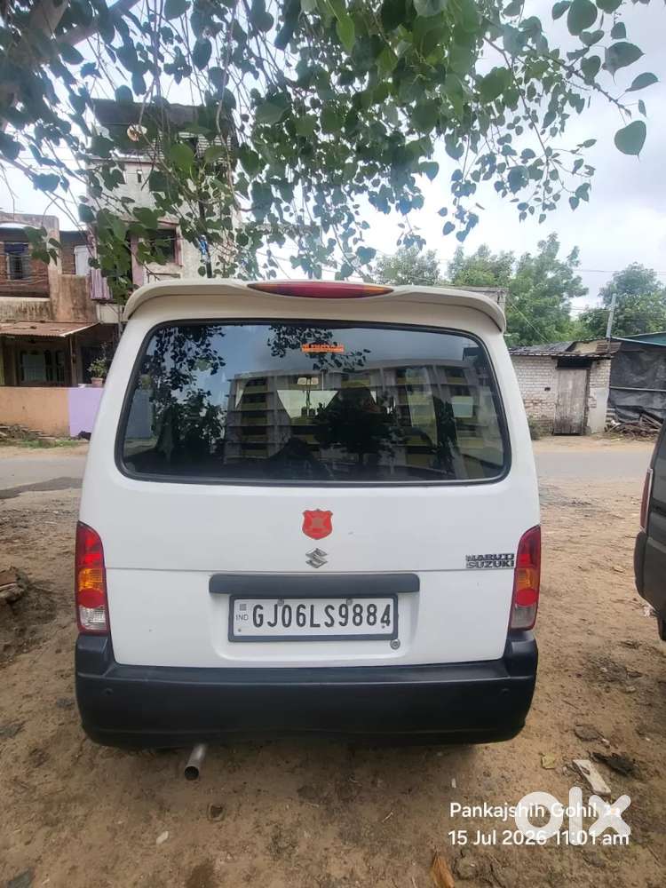 Maruti Suzuki Eeco 7 Seater Standard, 2018, Petrol