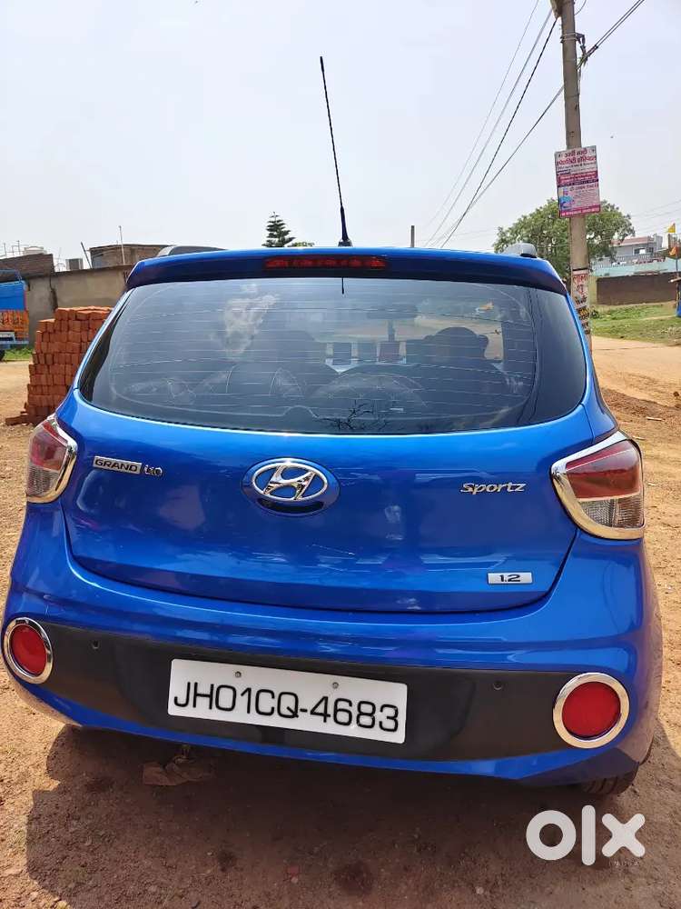Hyundai Grand I10 2017 Petrol 30000 Km Driven