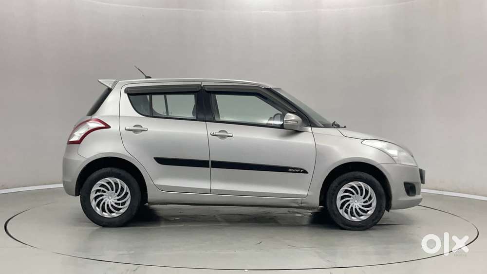 Maruti Suzuki Swift Vvt Vxi, 2014, Petrol