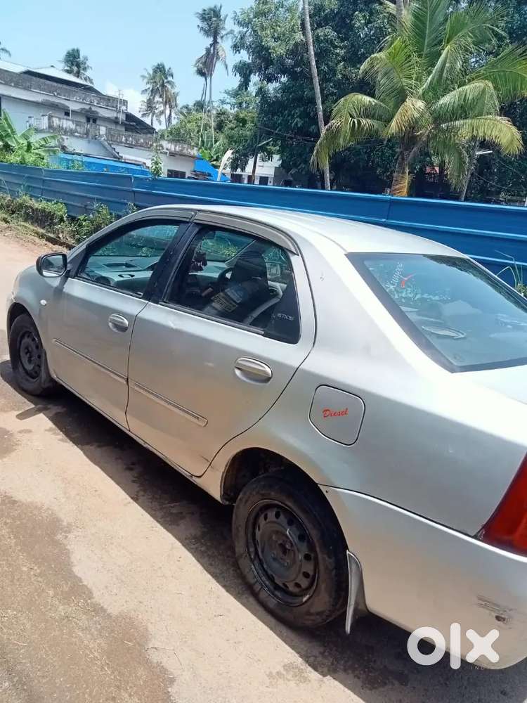 Toyota Etios 2011
