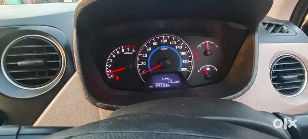 Hyundai Grand I10 Sportz 2015