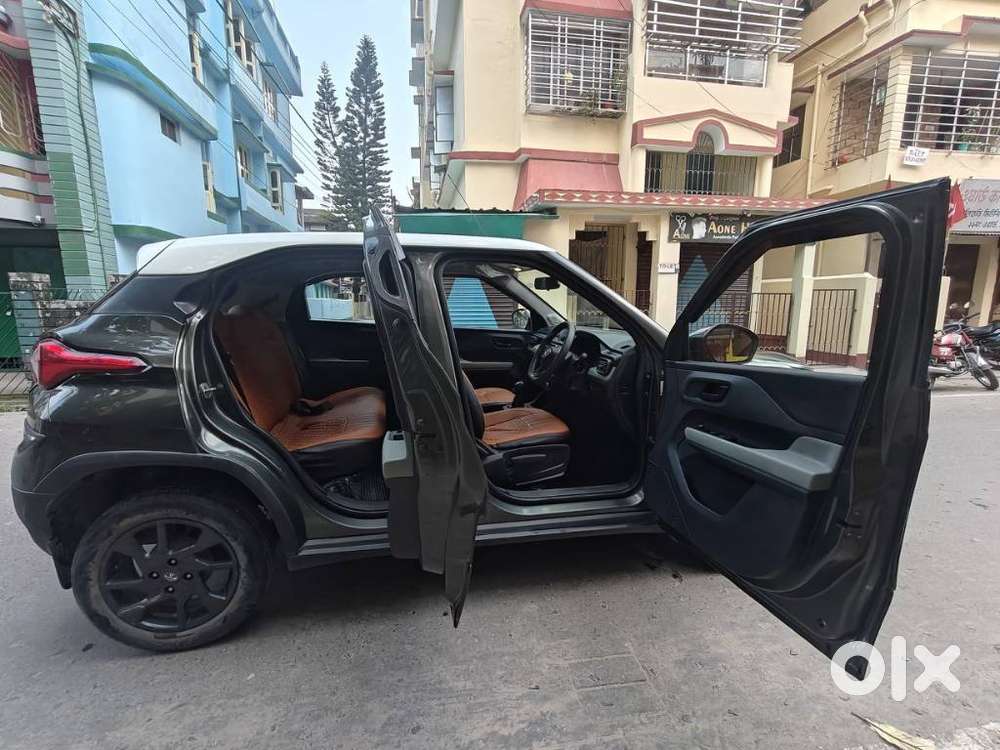 Tata Punch 1.2 Revotron Adventure Camo, 2023, Petrol