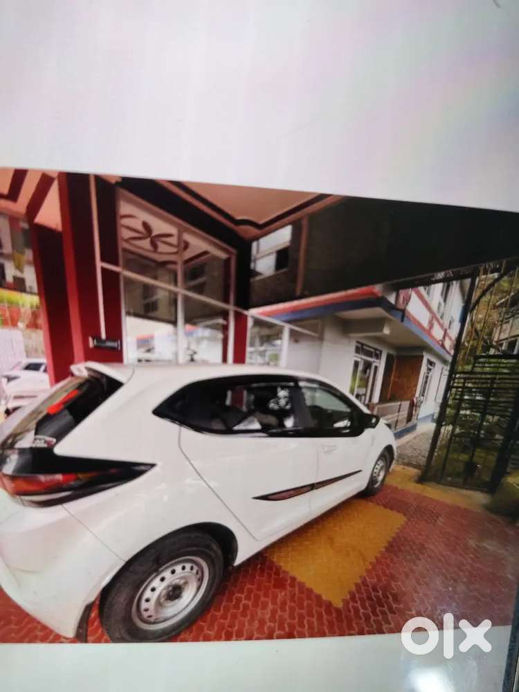 Tata Altroz 1.2 Petrol 2022