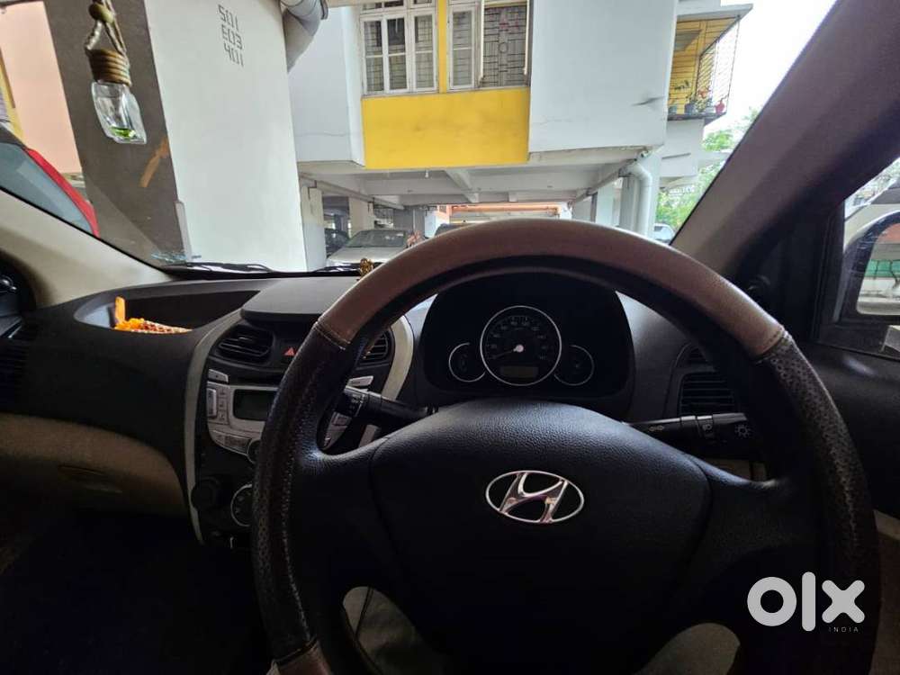 Hyundai Eon Magma+ 2012 Petrol