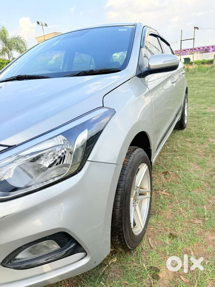 Hyundai I20 Sportz 1.2 Bs-iv, 2018, Petrol
