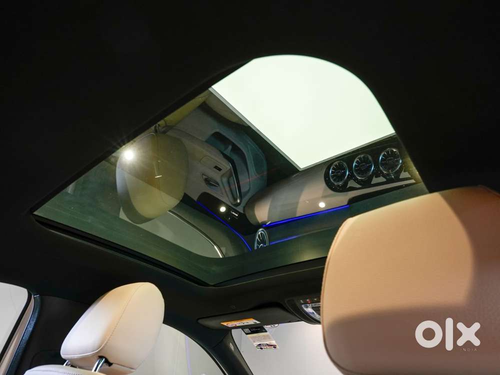 Mercedes-benz A-class Limousine 200, 2024, Petrol