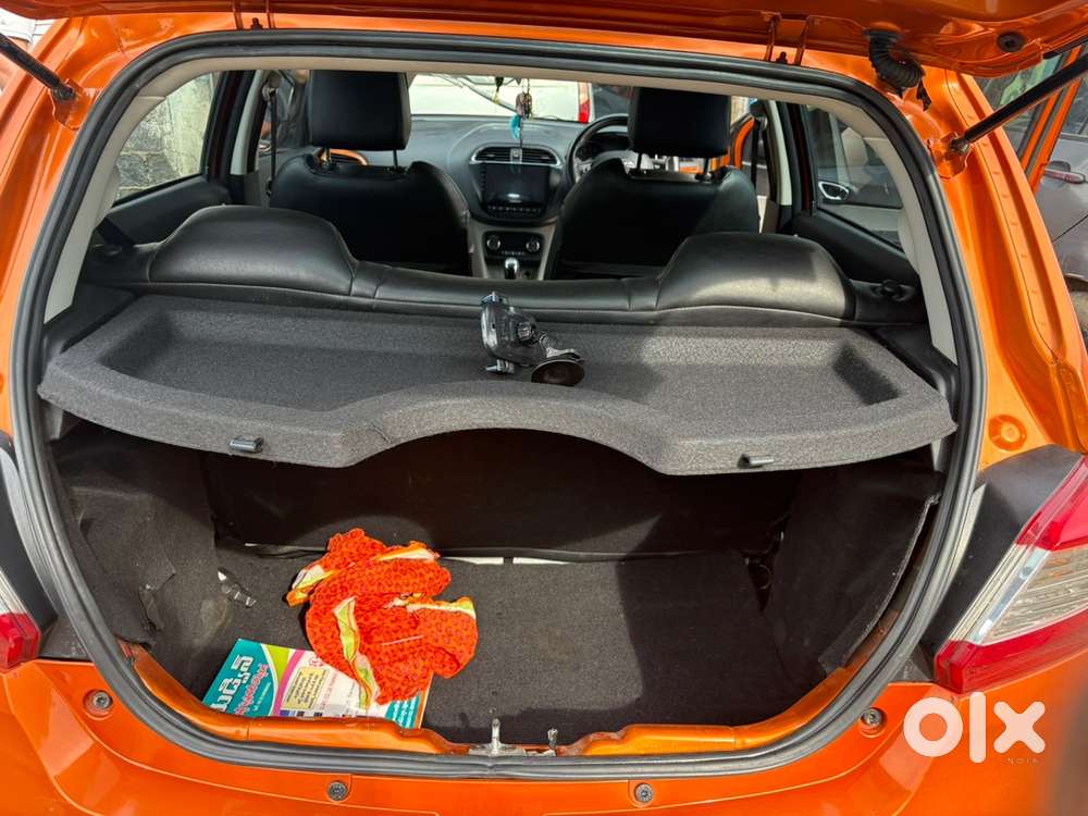 Tata Tiago Petrol 2019