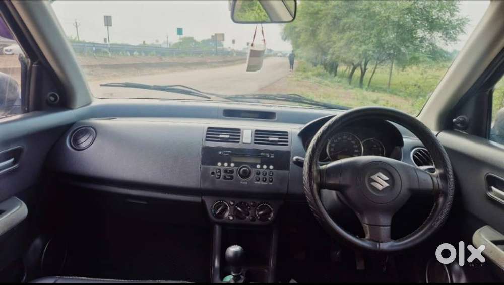 Maruti Suzuki Swift Dzire 1.2 Vxi Bsiv, 2009, Petrol