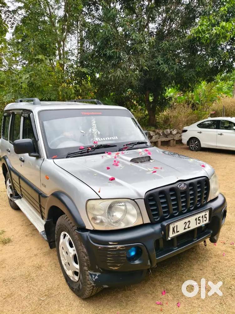 Mahindra Scorpio 2006