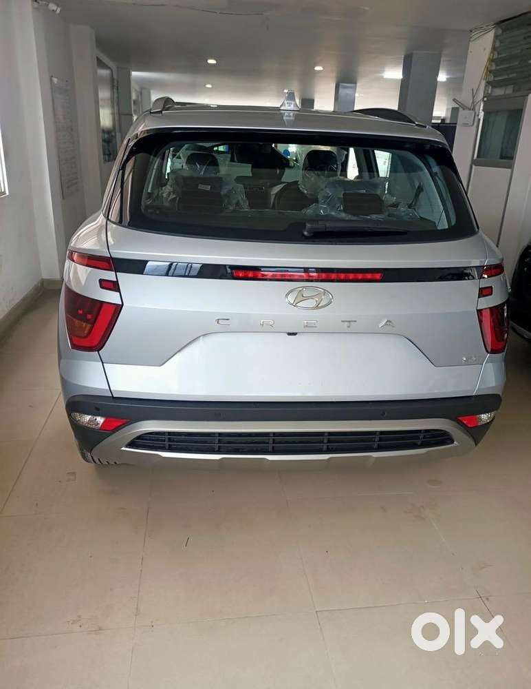2022 Hyundai Petrol Manual 19000 Km Car